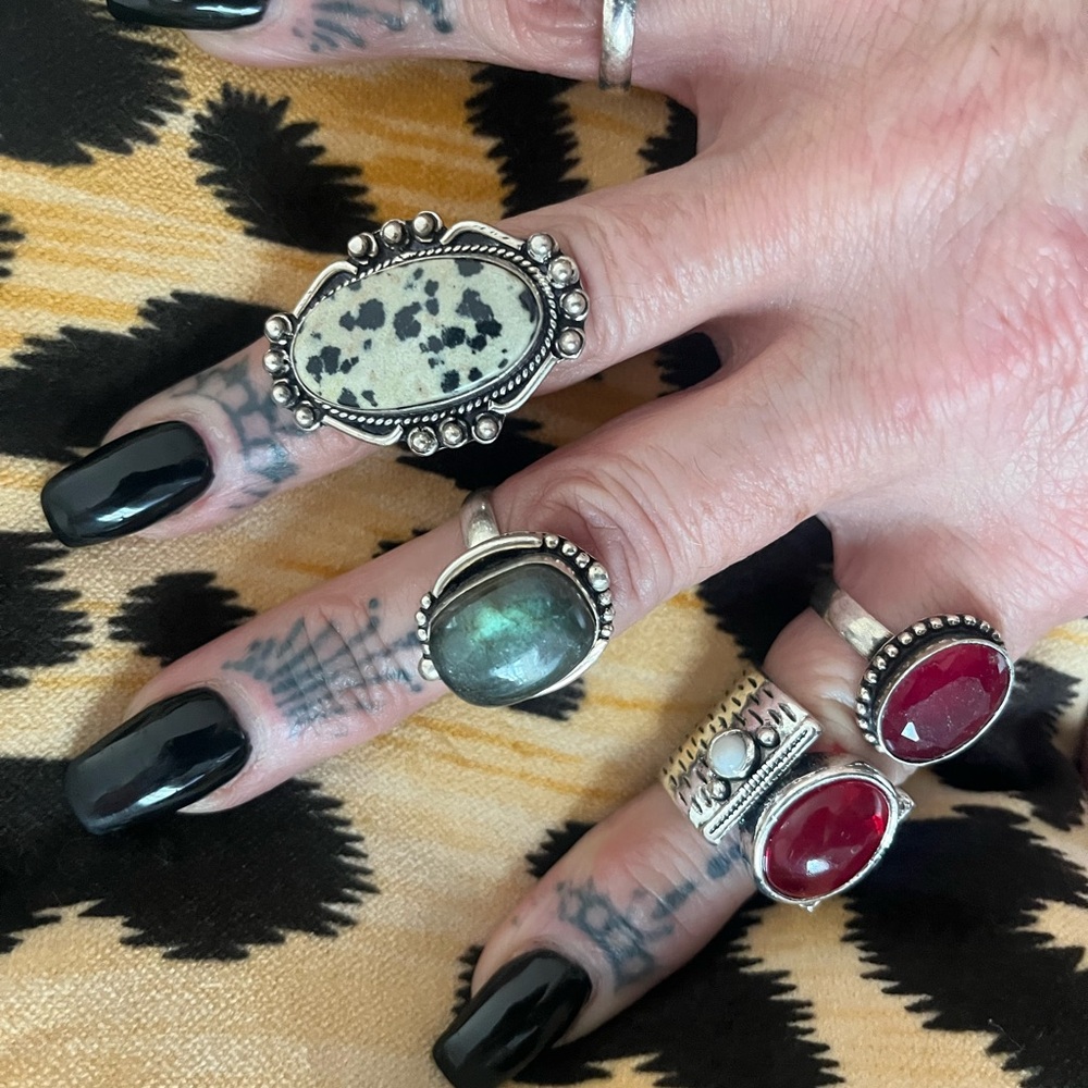 5 BOHO QUALITY RINGS SET - Picture 4 of 6